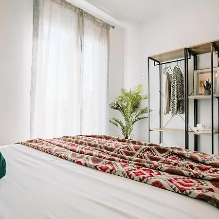 Apartamento Miriam's 2 *