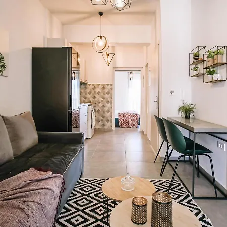 Miriam's 2 Zakynthos Town